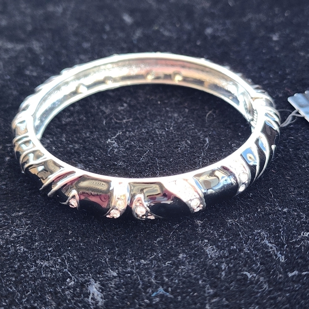 Cookie Lee Elegant Black and Silver Bracelet #88003 NWT - Picture 2 of 6